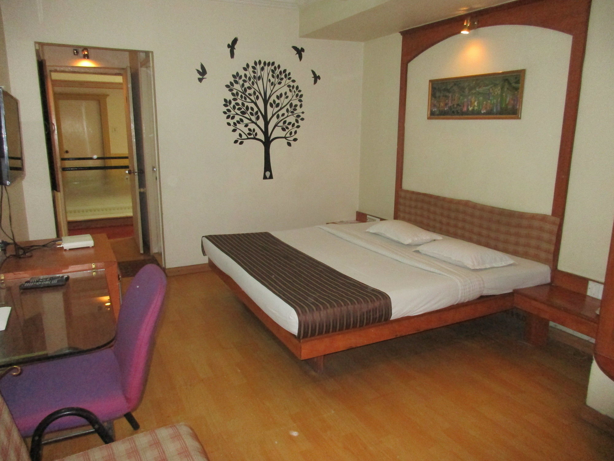 Hotel Sahaj Palace Ahmedabad Buitenkant foto